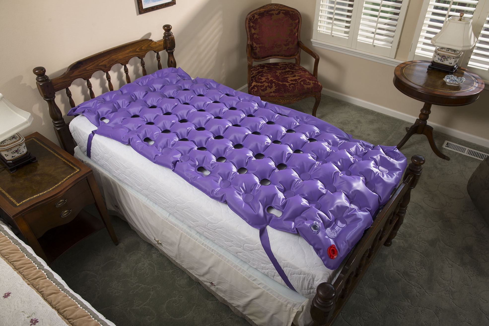 WAFFLE Mattress Overlay with Pump