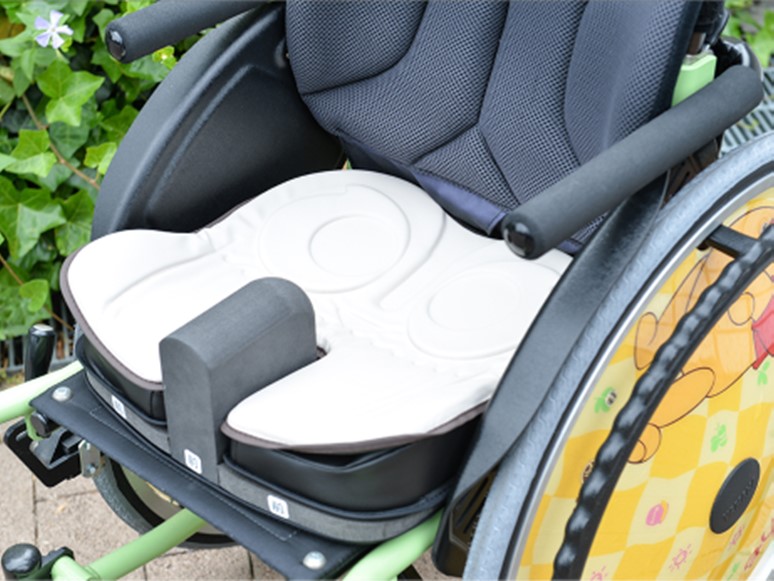 Owl kids adjustable on a wheelchair