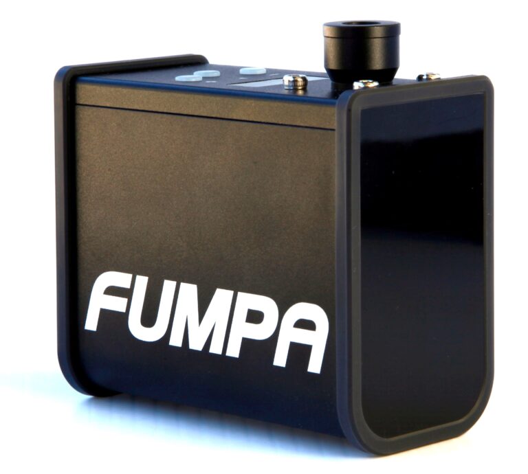 Fumpa black side view